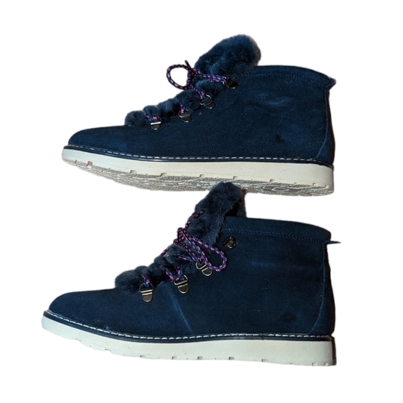 NWOT Skechers Bobs Alpine Leather Faux Fur Lace Up Ankle Booties Boots 8 - Picture 2 of 8